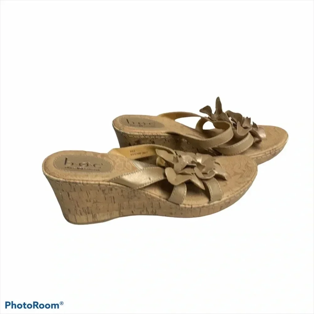 BOC cork wedge slip on sandals size 9 tan